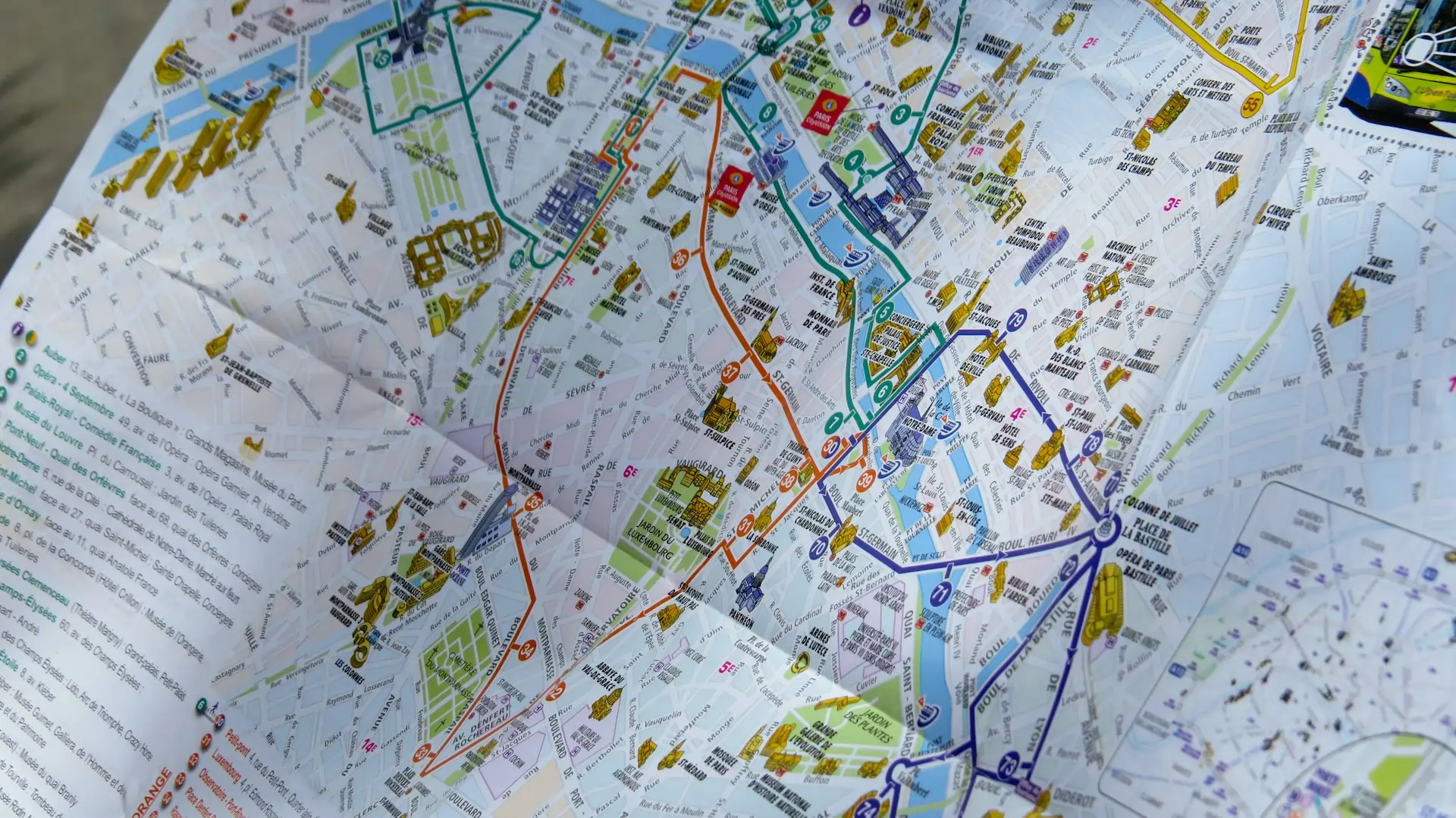 Wayfinding & Campus Maps